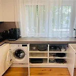 Kj Bis 10p-zentral-garten-wifi-parken-grill Apartment Augsburg