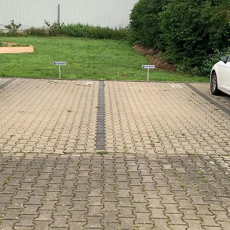 Kj Bis 10p-zentral-garten-wifi-parken-grill شقة *