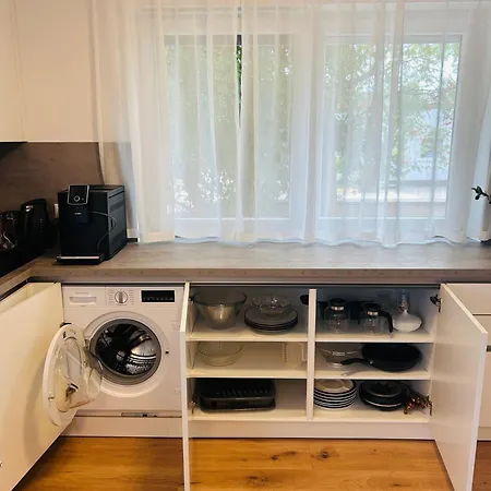 Kj Bis 10p-zentral-garten-wifi-parken-grill Apartament Augsburg