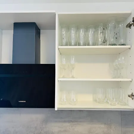 Apartament Kj Bis 10p-zentral-garten-wifi-parken-grill Augsburg