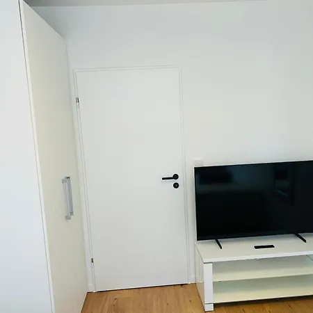 Kj Bis 10p-zentral-garten-wifi-parken-grill Apartament *