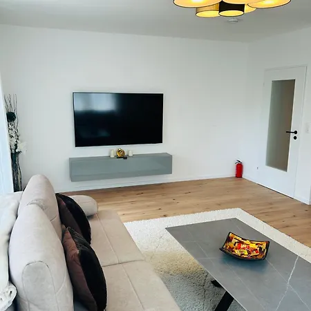 Kj Bis 10p-zentral-garten-wifi-parken-grill شقة *